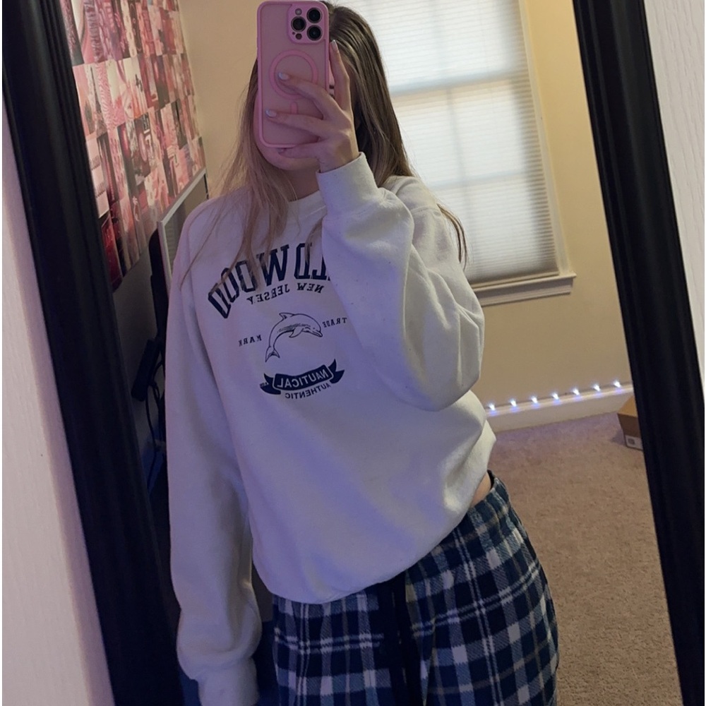 White wildwood nj crewneck size small